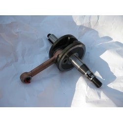 kampiakseli Yamaha DT50 ---97