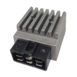 Jännitteensäädin, Aprilia RX,SX 06- / Derbi Senda 04- / Gilera RCR,SMT 06-