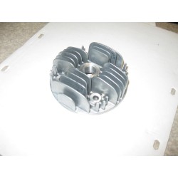 sylinterinkansi Puch puhallinjäähdytteinen