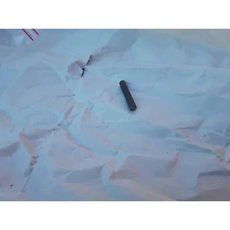 kytkinakselin lukitustappi Tomos